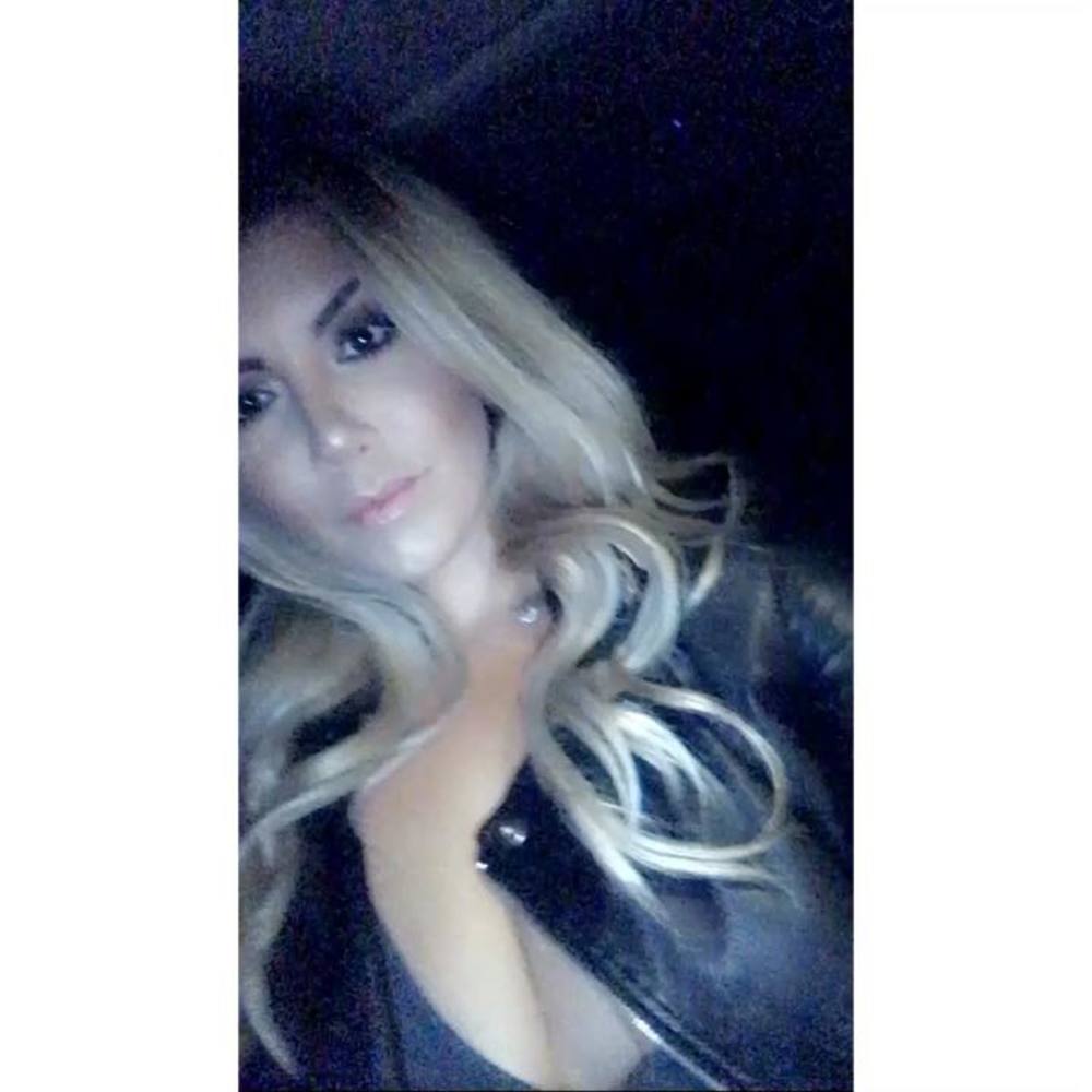 Meet your Posher, Victoria